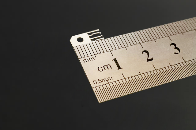 The Importance of R Angle Cutting Section of Precision Metal Stamping Parts